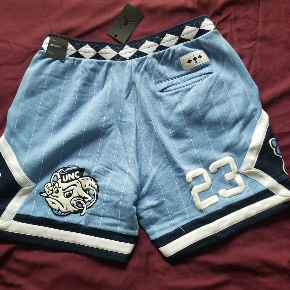 Nike Air Jordan UNC Chapel Hill Shorts - Picture 15 of 16